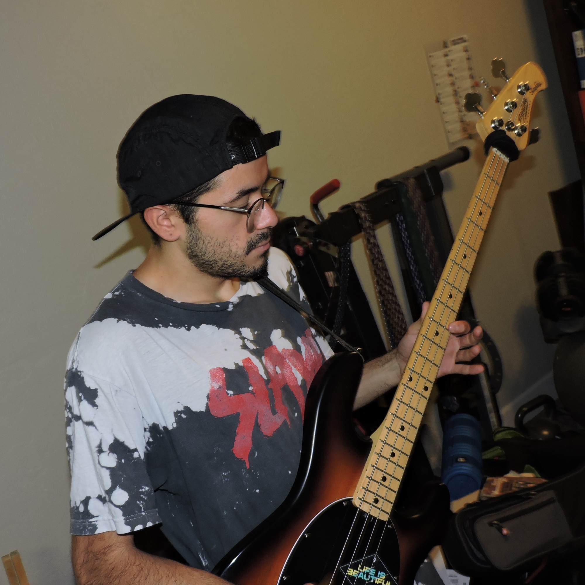 Guitar Teacher, Bass Guitar Teacher Daniel Villa