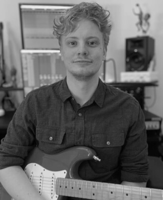 Guitar Teacher Elliot