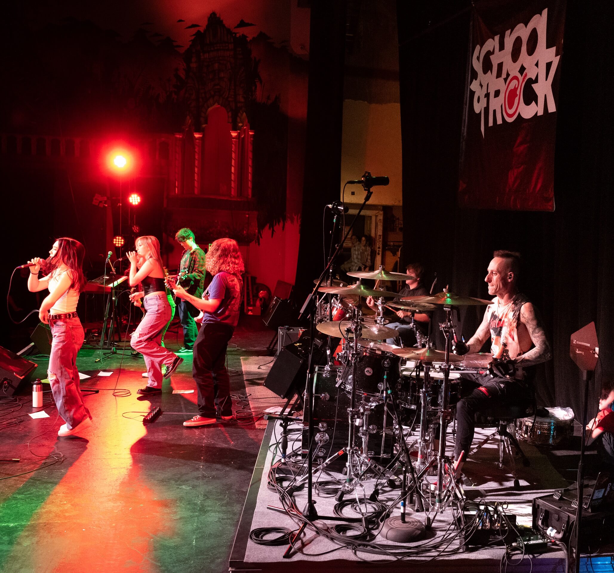 School of Rock students share the stage with Frank Zummo
