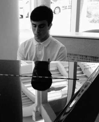 Keyboard + Piano Teacher Lewis 