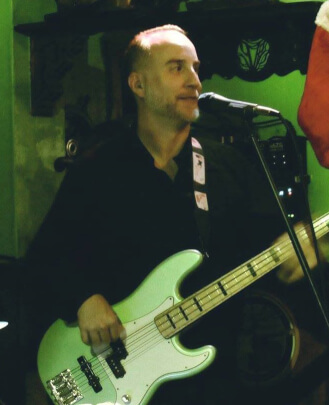 Bass Guitar Teacher Robert Sherber