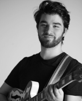 Guitar Teacher, Bass Guitar Teacher, Singing Teacher, Drum Teacher Matthew Okun